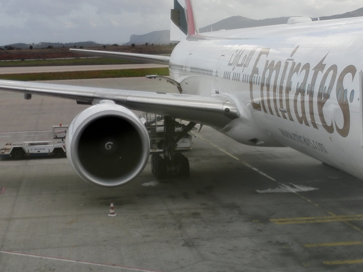 Emirates B777 - the largest engines in a twin-engine aircraft